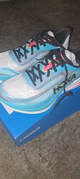 [BARU] Sepatu lari buat ngebut HOKA cielo X1 2.0