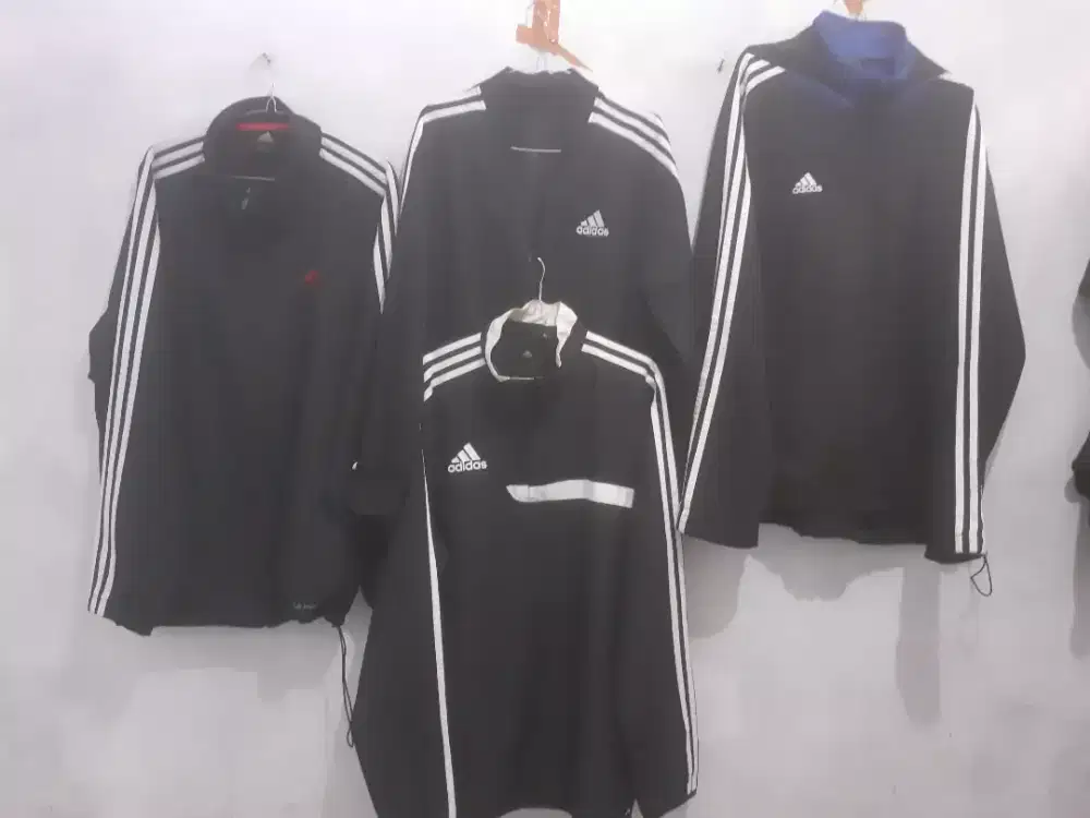 Adidas Trecktop ambil semua