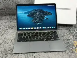 MacBook Air 13 2020 Core i3 8GB 256GB Space Gray Fulset iBox Like New