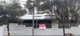 Manyar Kertoarjo. Rumah mewah. Siap huni