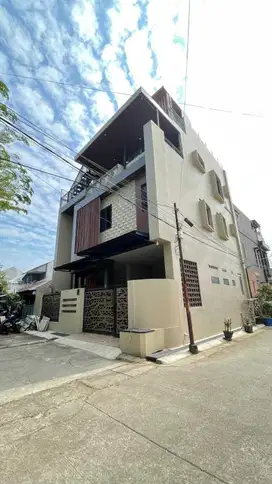 Rumah Villa Modern View Alam Pegunungan