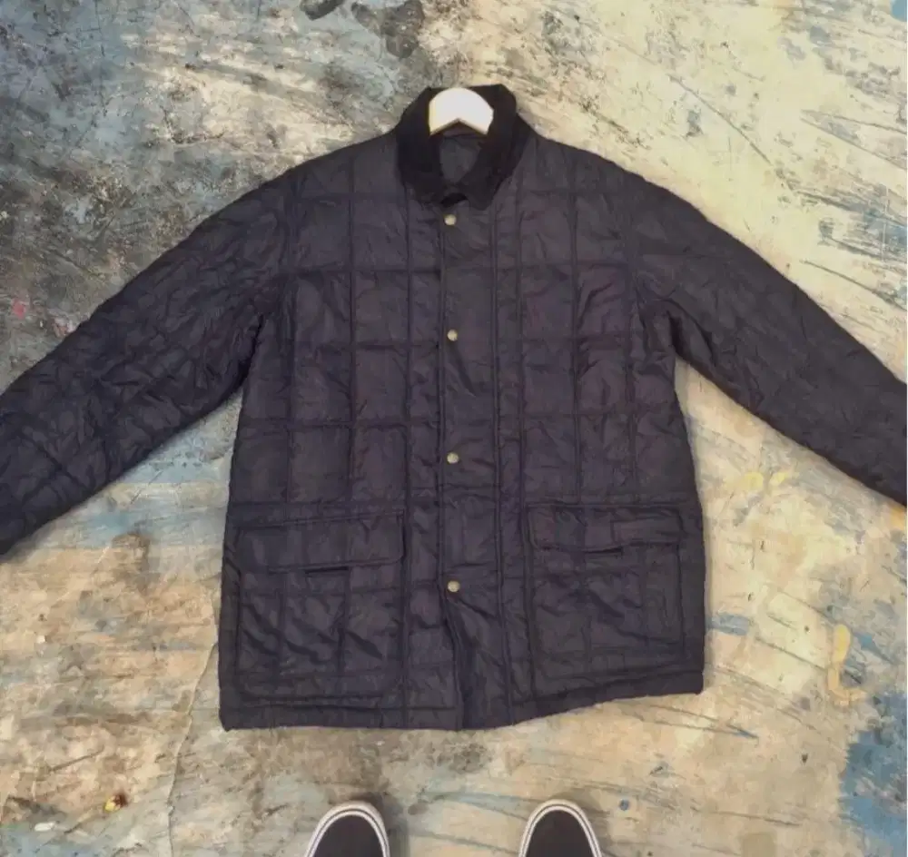 Jaket Parka Hitam Quilted Puffer Besar