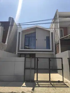 Dijual Rumah Mulyosari Utara 200m dari jalan raya Mulyosari