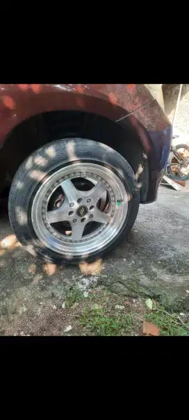 Velg dan Ban Xenia atau Avanza