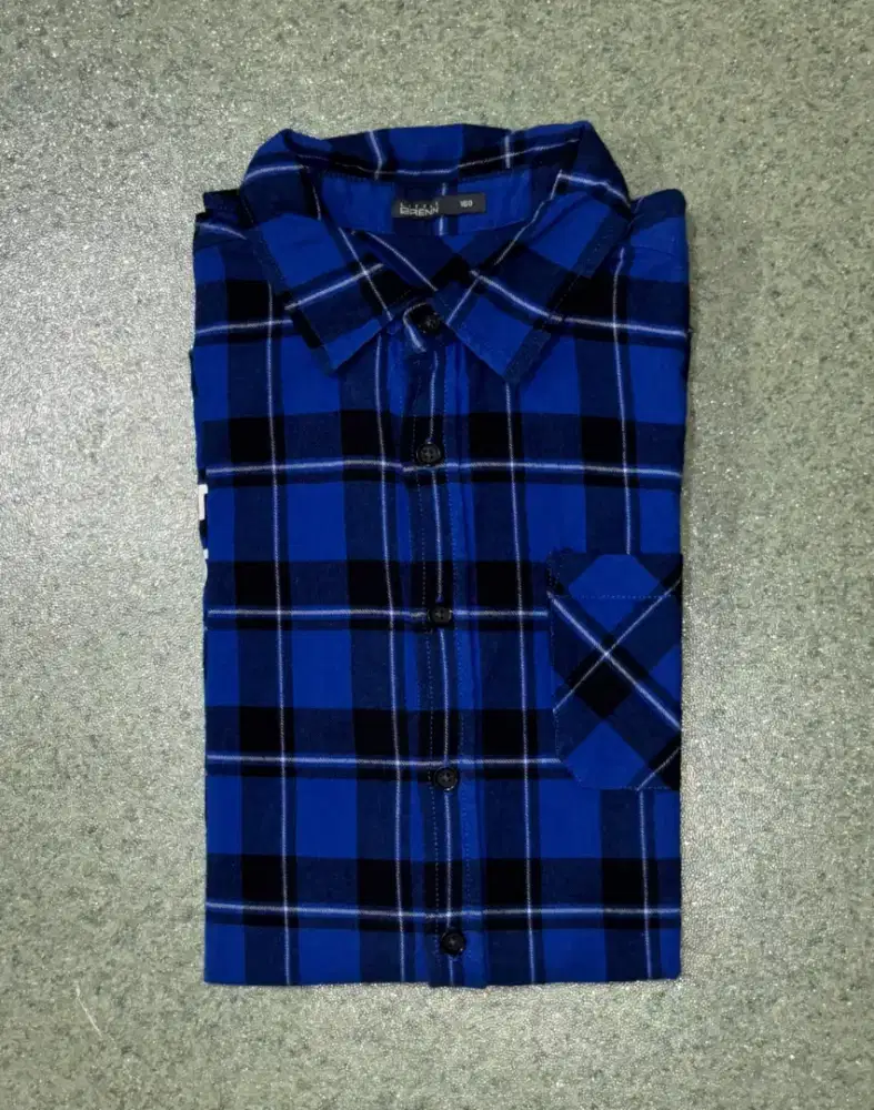 Kemeja Flanel Kotak-Kotak Pria