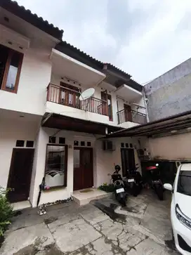 RUMAH SEWA CIPETE UTARA KEBAYORAN BARU JAKARTA SELATAN