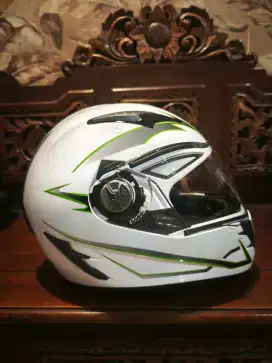 Helm Kawasaki Z800