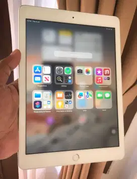 iPad 6 White 128GB 2018 Mulus Siap Pakai