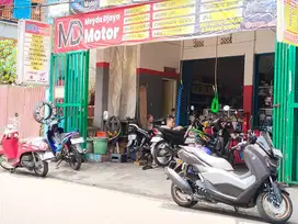 Mekanik Montir Sepeda Motor