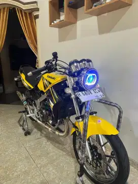 KAWASAKI NINJA SS TAHUN 2013 ASLI KUNING