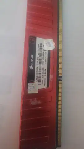 Memory RAM DDR3 CORSAIR 8GB-  2x4gb Murah