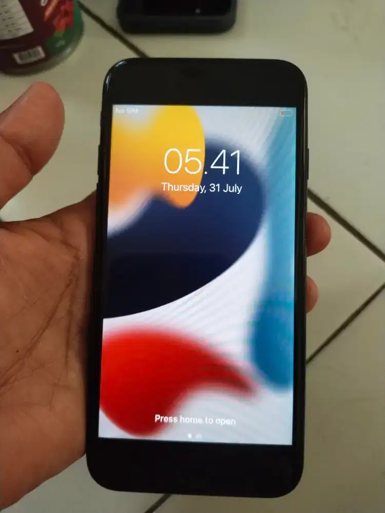 iPhone 7   32gb. Minus pemakaian aja