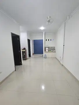 Disewakan Rumah Dekat Living Plaza Cinere