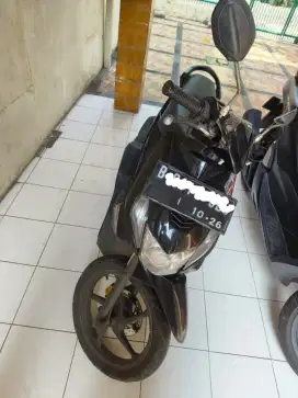 DIJUAL MOTOR SECOND : HONDA BEAT - HITAM - 2011 ‐ Nego tipis