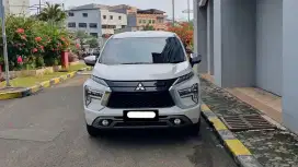 Km26rb mitsubishi xpander ultimate 2023 putih siap pakai