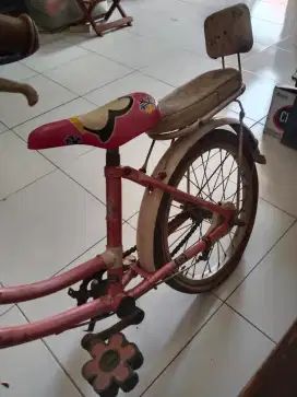 Dijual Sepeda Anak bekas uk 18 merk Inter Bike