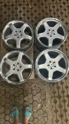 AMG CL R19 like new