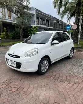 NISSAN MARCH 1.2 L MATIC 2013