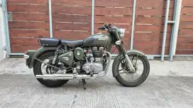 Royal enfield classic 500