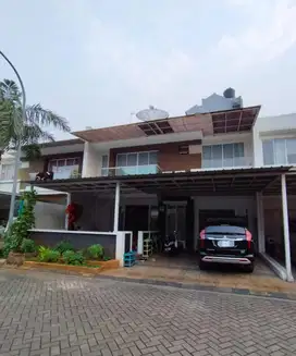 Dijual Rumah Full Renov 2,5Lantai di Cluster Grand Galaxy