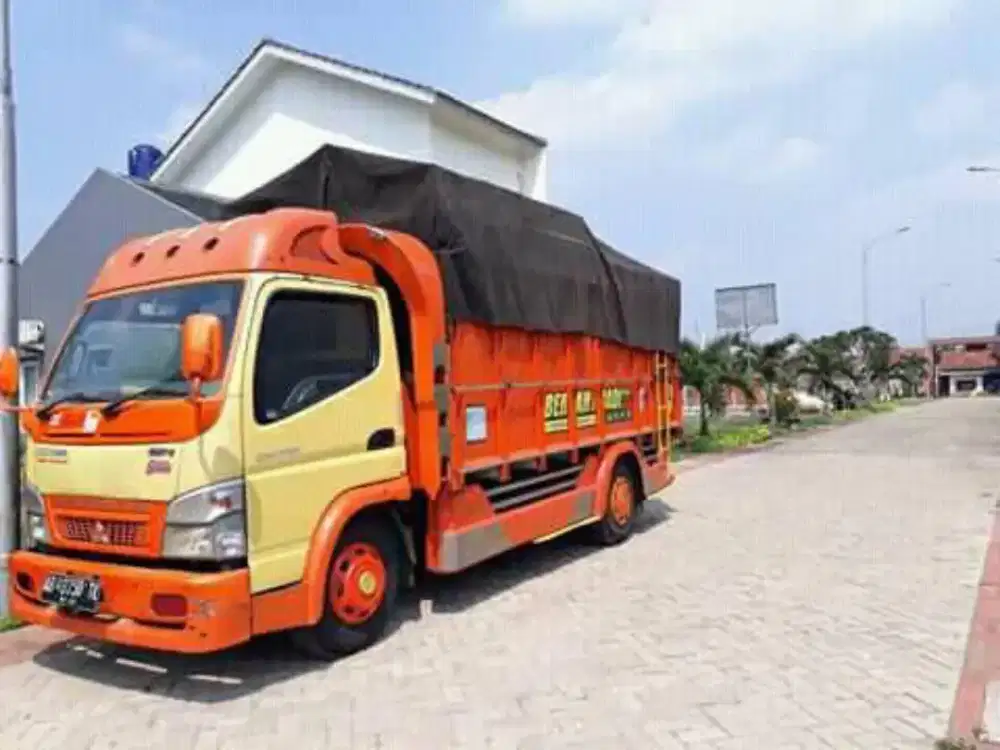 Jasa angkut pengiriman pindah rumah Bali sewa truk Bali Jawa