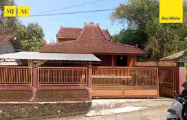Dijual rumah joglo jati Magelang. View gn Sumbing.