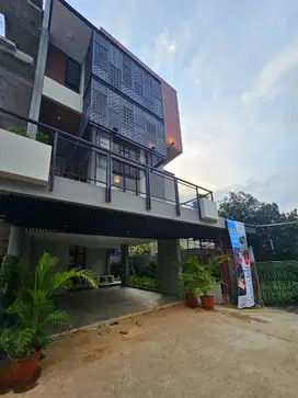 Rumah Dijual Kebayoran baru. Dkt Senayan, SCBD - Fasitias Bintang 5
