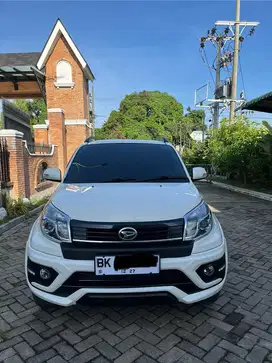 Daihatsu terios r adventure 2017