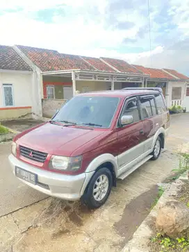 Mitsubishi Kuda 2000 Bensin