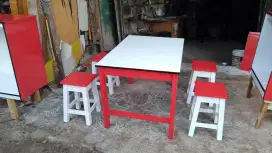 Meja makan cafe
