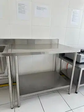 Meja Dapur Stainless