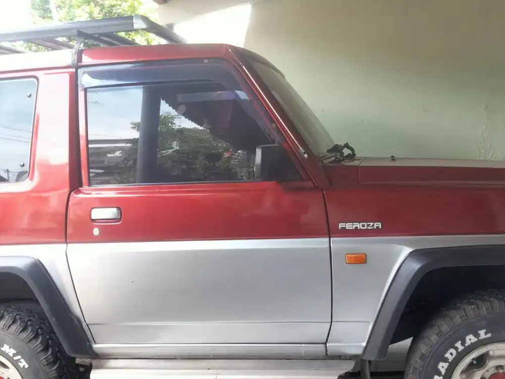 Dijual Mobil Daihatsu Feroza