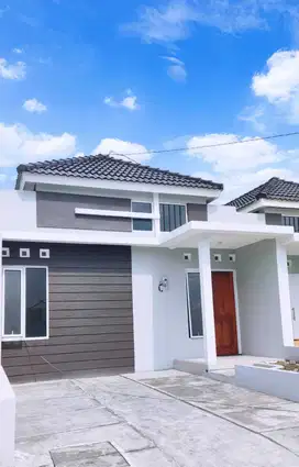 RUMAH PUDAK PAYUNG HUNIAN ISTIMEWA SEMARANG ATAS DENGAN SUASANA SEJUK