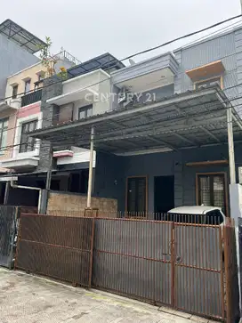 Rumah Nyaman Di Kelapa Lilin Kelapa Gading Jakarta Utara