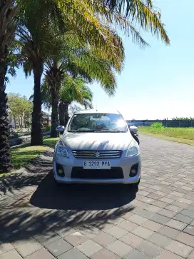 SUZUKI ERTIGA GL 2015 MATIC SILVER