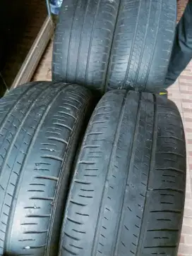SECOND 4 PCS BAN DUNLOP