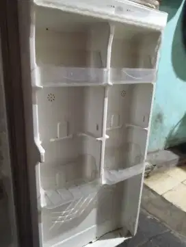 jual kulkas merk Toshiba
