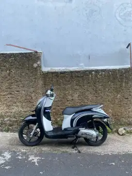 Honda scoopy 2011