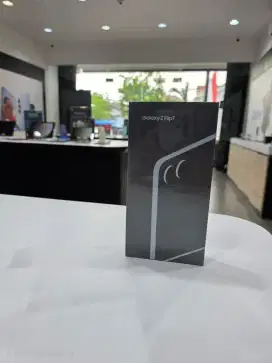 Samsung Galaxy Z Flip7 12/256GB