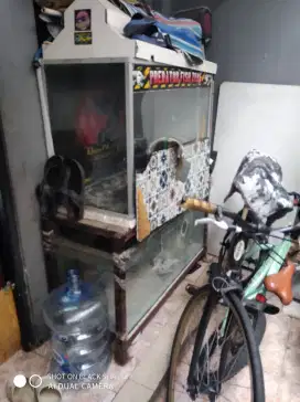AQUARIUM 2 BIJI DAN MEJA
