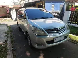 INNOVA 2.0 G BENSIN MATIC 2009