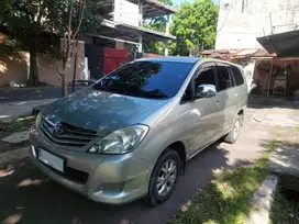 INNOVA 2.0 G BENSIN MATIC 2009