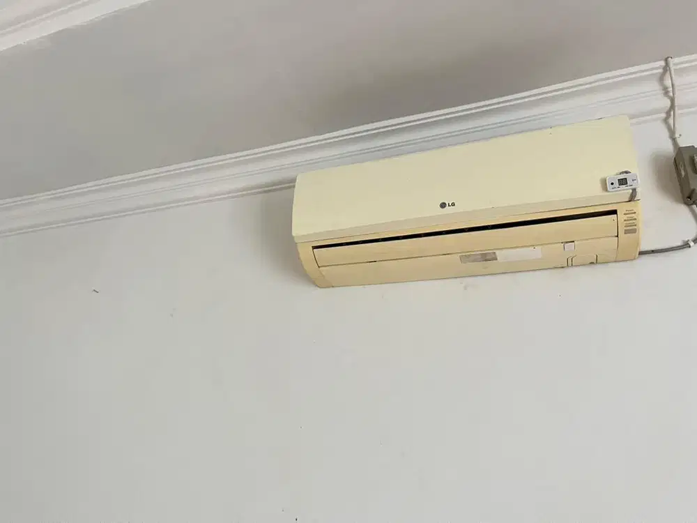 Di jual ac LG 1/2pk