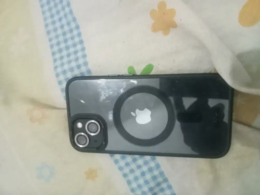 Jual iPhone 13 baru 3 bulan pemakaian kondisi masih mulus