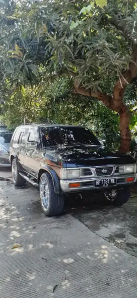 Nisaan Terano pemakai ring 22