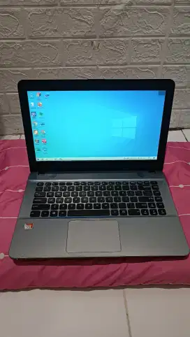 Laptop ASUS X441BA AMD A9-9425 Radeon 5