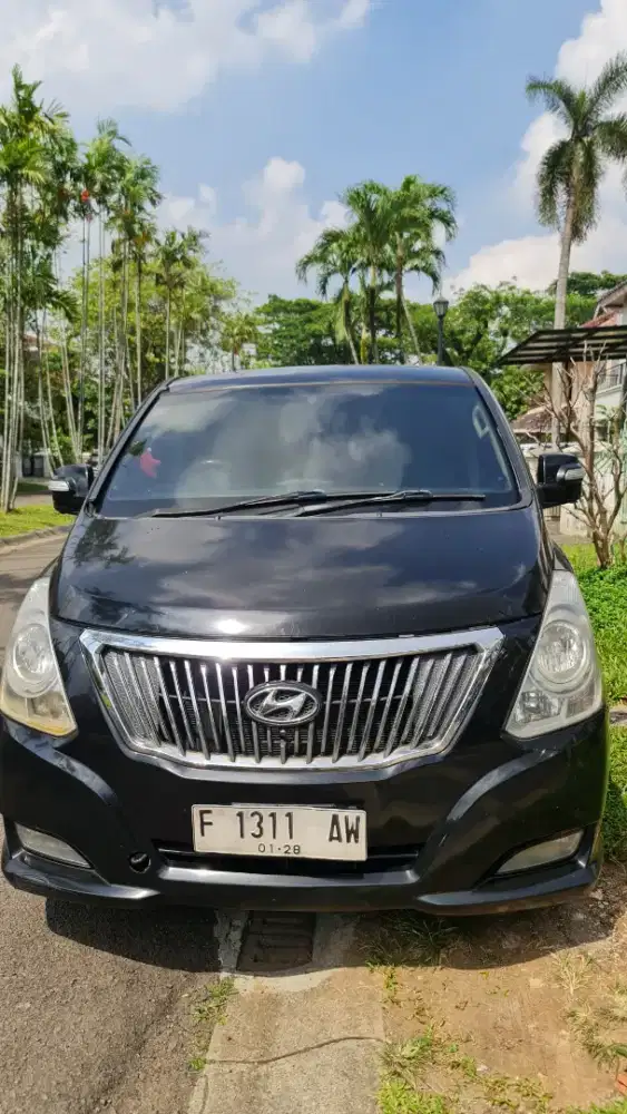 Hyundai H1 Diesel Royale 2.5CRDI A/T 2014
