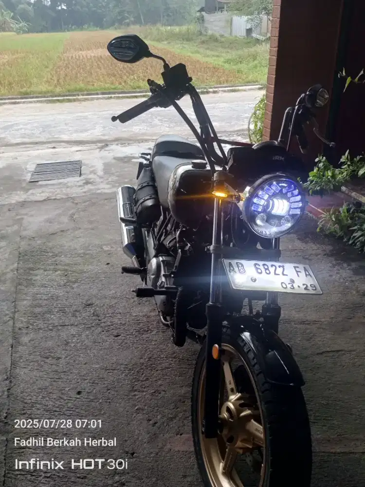 Modifikasi suzuki inasuma 250 cc 2 silinder