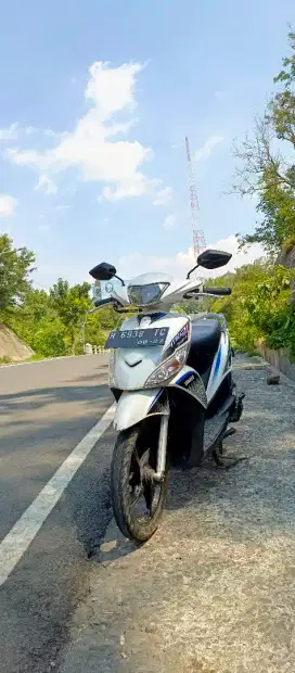 Yamaha mio J 2012