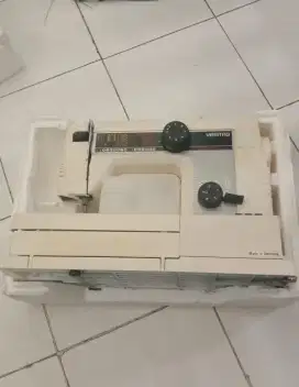 MESIN jahit portable veritas